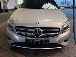 Silber Gebraucht 2015 Mercedes A200 Urban Limousine | 12.000 € (Guter Preis)