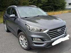 Grau Gebraucht 2019 Hyundai Tucson Trend SUV | 18.100 € (Fairer Preis)