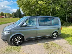 Grau Gebraucht 2015 VW T5 Comfortline Van | 36.500 €