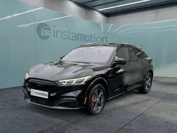 Schwarz Gebraucht 2023 Ford Mustang Mach-E S SUV | 58.490 €