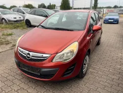 Weinrot Gebraucht 2011 Opel Corsa Color Edition Limousine | 2.200 € (Guter Preis)