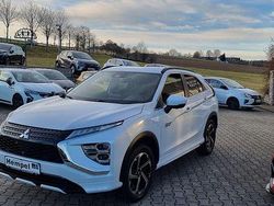 Weiß Gebraucht 2022 Mitsubishi Eclipse Cross Select SUV | 26.990 € (Etwas zu teuer)