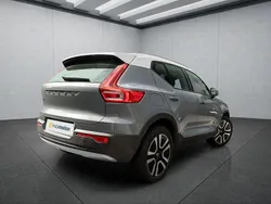 Grau Gebraucht 2021 Volvo XC40 SUV | 26.649 € (Guter Preis)