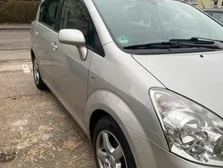 Silber Gebraucht 2007 Toyota Corolla Verso Van / Kleinbus | 5.300 €