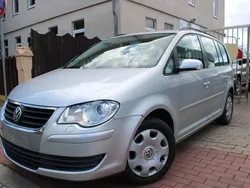 Silber Gebraucht 2007 VW Touran Trendline Van / Kleinbus | 2.990 € (Fairer Preis)