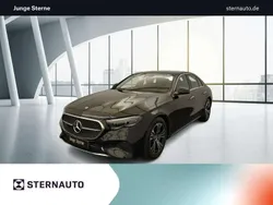 Lack obsidianschwarz Gebraucht 2024 Mercedes E450 Limousine | 64.498 €