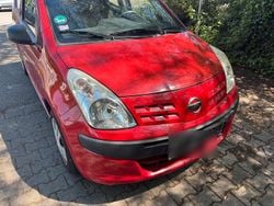 Rot Gebraucht 2010 Nissan Pixo Kleinwagen | 2.300 € (Teuer)