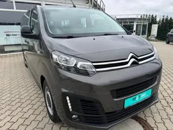 Grau Gebraucht 2022 Citroën Jumpy Van / Kleinbus | 23.999 € (Teuer)