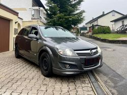 Grau Gebraucht 2009 Opel Astra OPC Kombi | 3.200 € (Fairer Preis)