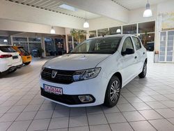 Weiß Gebraucht 2020 Dacia Sandero Essentiel Limousine | 8.999 € (Guter Preis)