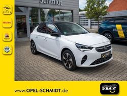 Jade weiss/arktis weiss Gebraucht 2022 Opel Corsa-e Elegance Kleinwagen | 18.790 € (Etwas zu teuer)
