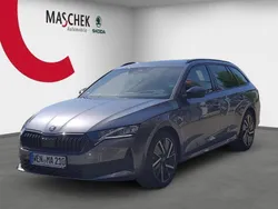 Graphite grau Gebraucht 2025 Skoda Octavia SportLine Kombi | 37.900 € (Guter Preis)