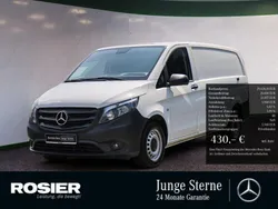 Weiss / arktikweiss Gebraucht 2022 Mercedes Vito Van / Kleinbus | 29.024 € (Guter Preis)