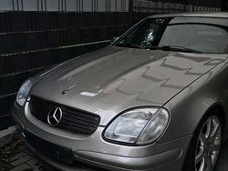 Grau Gebraucht 2002 Mercedes SLK200 Edition Cabrio | 5.500 € (Teuer)