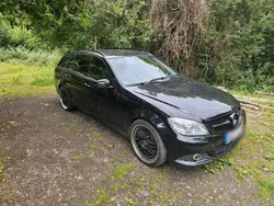 Schwarz Gebraucht 2009 Mercedes C180 Avantgarde Kombi | 6.000 €
