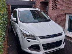 Weiß Gebraucht 2013 Ford Kuga Trend SUV | 8.500 € (Etwas zu teuer)