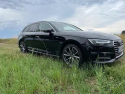 Schwarz Gebraucht 2019 Audi A4 Design Kombi | 20.900 € (Guter Preis)