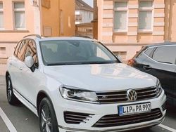 Weiß Gebraucht 2015 VW Touareg R-line SUV | 27.400 € (Fairer Preis)