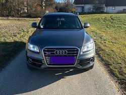 Grau Gebraucht 2016 Audi Q5 Design SUV | 13.700 € (Fairer Preis)