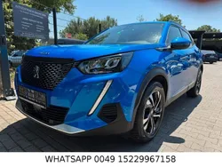 Blau Gebraucht 2021 Peugeot 2008 SUV | 16.800 € (Guter Preis)