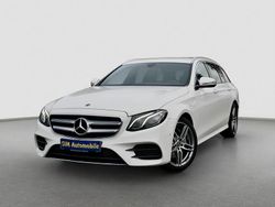 Weiß Gebraucht 2020 Mercedes E220 AMG line Limousine | 26.990 € (Superpreis)