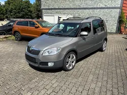 Cappuccinobeige metallic Gebraucht 2009 Skoda Roomster Plus Edition Kombi | 6.445 €
