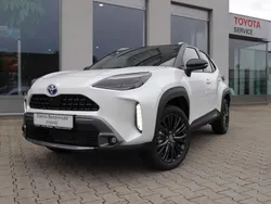 Weiß metallic Gebraucht 2022 Toyota Yaris Cross Advance SUV | 36.999 € (Teuer)