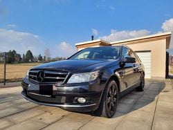 Obsidianschwarz Gebraucht 2009 Mercedes C300 Edition Kombi | 8.900 € (Fairer Preis)