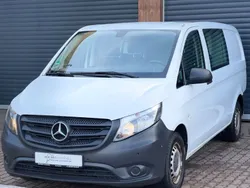 Weiß Gebraucht 2019 Mercedes Vito Van / Kleinbus | 17.777 € (Fairer Preis)