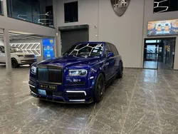 Blau Gebraucht 2020 Rolls Royce Cullinan SUV | 499.999 €