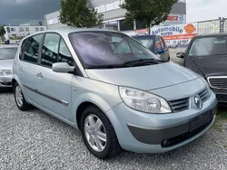 Silber Gebraucht 2004 Renault Scénic II Dynamique Van / Kleinbus | 2.999 € (Fairer Preis)