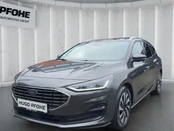 Grau Gebraucht 2023 Ford Focus Titanium Kombi | 19.849 € (Superpreis)