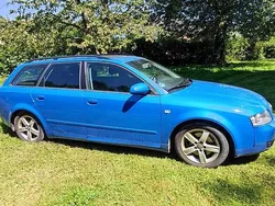 Blau Gebraucht 2003 Audi A4 Kombi | 3.300 € (Fairer Preis)