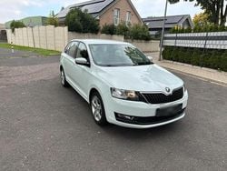 Weiß Gebraucht 2018 Skoda Rapid Kleinwagen | 9.500 € (Guter Preis)
