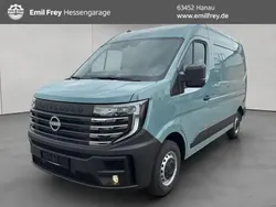 Blau Neu 2025 Nissan Interstar Van | 48.590 € (Etwas zu teuer)