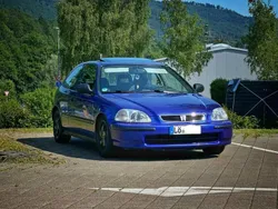 Blau Gebraucht 1998 Honda Civic Kleinwagen | 3.850 € (Fairer Preis)