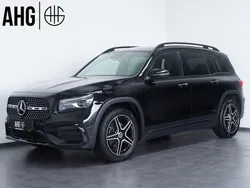 Nachtschwarz Gebraucht 2024 Mercedes GLB200 AMG line SUV | 40.985 € (Fairer Preis)