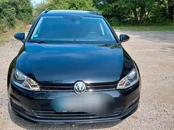 Schwarz Gebraucht 2016 VW Golf VII Kombi | 9.500 € (Guter Preis)