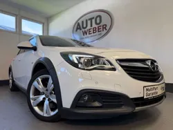 Schneeweiss/summitwhite/arctic Gebraucht 2015 Opel Insignia Kombi | 15.690 € (Teuer)