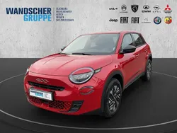 Rot Gebraucht 2024 Fiat 600 SUV | 22.490 € (Guter Preis)