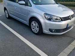 Silber Gebraucht 2013 VW Touran Life Van / Kleinbus | 8.500 € (Fairer Preis)