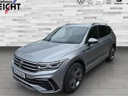 Silbern Gebraucht 2024 VW Tiguan Allspace R-line SUV | 46.397 € (Fairer Preis)