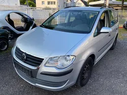 Reflexsilber metallic Gebraucht 2008 VW Touran Conceptline Van / Kleinbus | 2.700 € (Guter Preis)