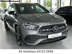 Grau Gebraucht 2022 Mercedes GLA220 AMG SUV | 37.650 € (Fairer Preis)