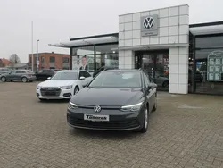 Grau Gebraucht 2023 VW Golf VIII Life Kombi | 25.299 € (Fairer Preis)