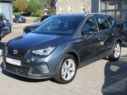 Grau Gebraucht 2022 Seat Arona FR SUV | 20.970 € (Fairer Preis)