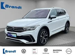 Pure white Gebraucht 2023 VW Tiguan Allspace R-line Plus SUV | 42.890 € (Fairer Preis)