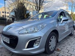 Aluminiumgrau/metallic Gebraucht 2013 Peugeot 308 Allure Kombi | 5.900 € (Guter Preis)