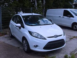 Weiß Gebraucht 2012 Ford Fiesta Trend Kleinwagen | 4.990 € (Guter Preis)