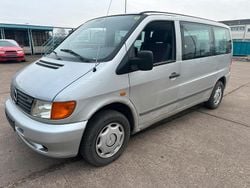 Silber Gebraucht 1998 Mercedes Vito Van | 2.200 €